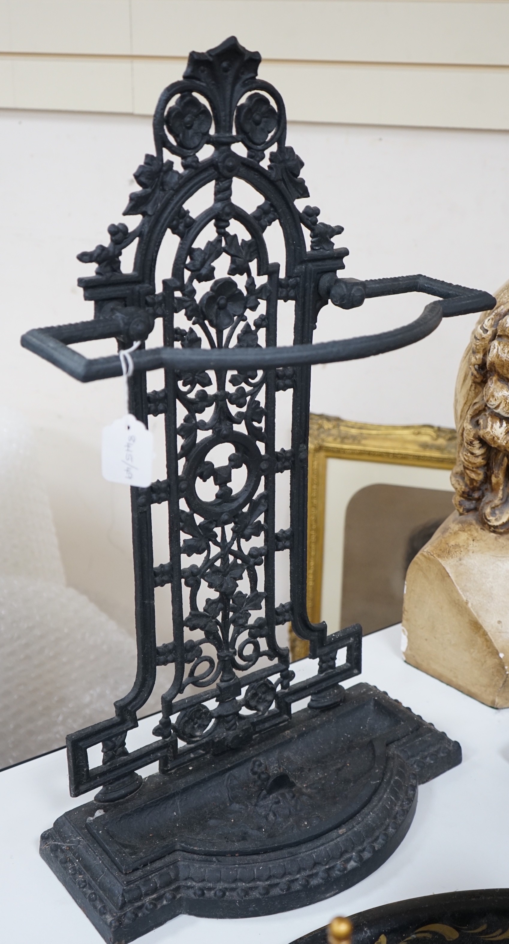 A Victorian cast iron umbrella / stick stand, 73cm tall